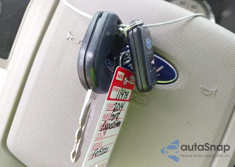 2014 Ford Expedition Limited из США, поврежденный, VIN 1FMJU2A52EEF05221